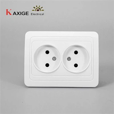 81B Prises à 2 groupes